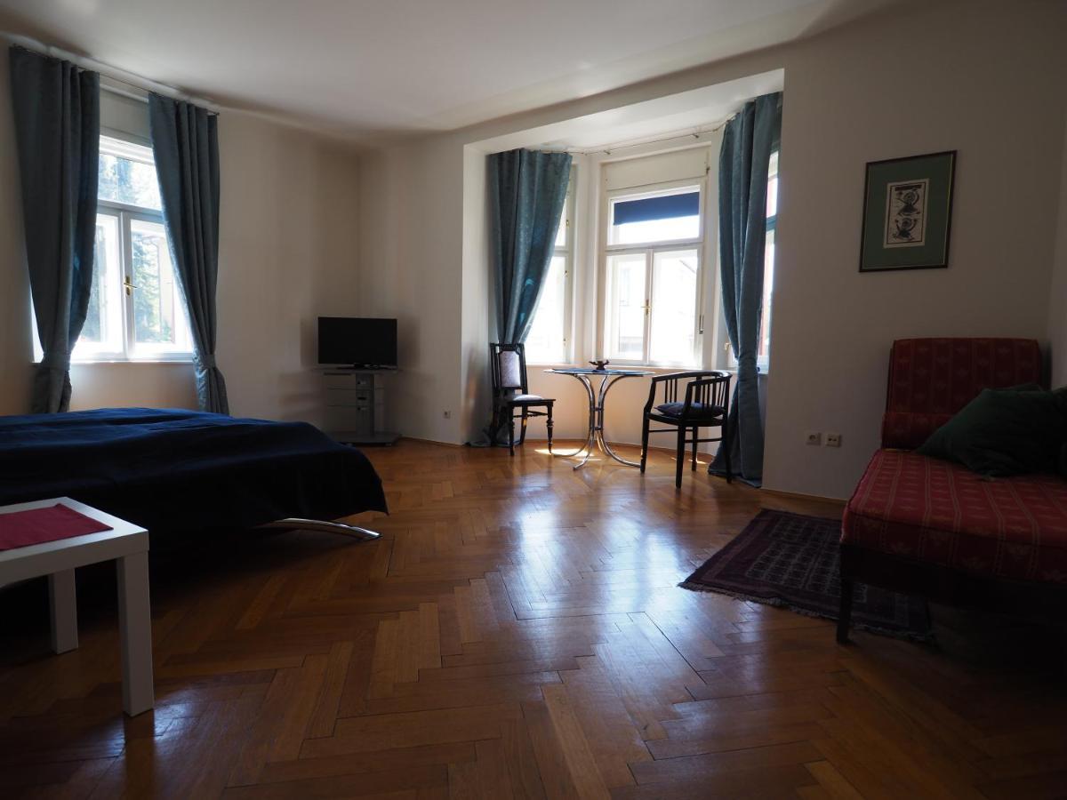 Rizzi Haus Apartamento Klagenfurt am Woerthersee Exterior foto